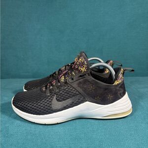 Nike Shoes Women's 9.5 Air Max Bella TR 2 Running Black Floral